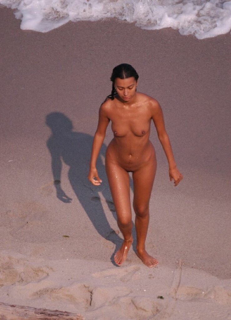 nudist girl